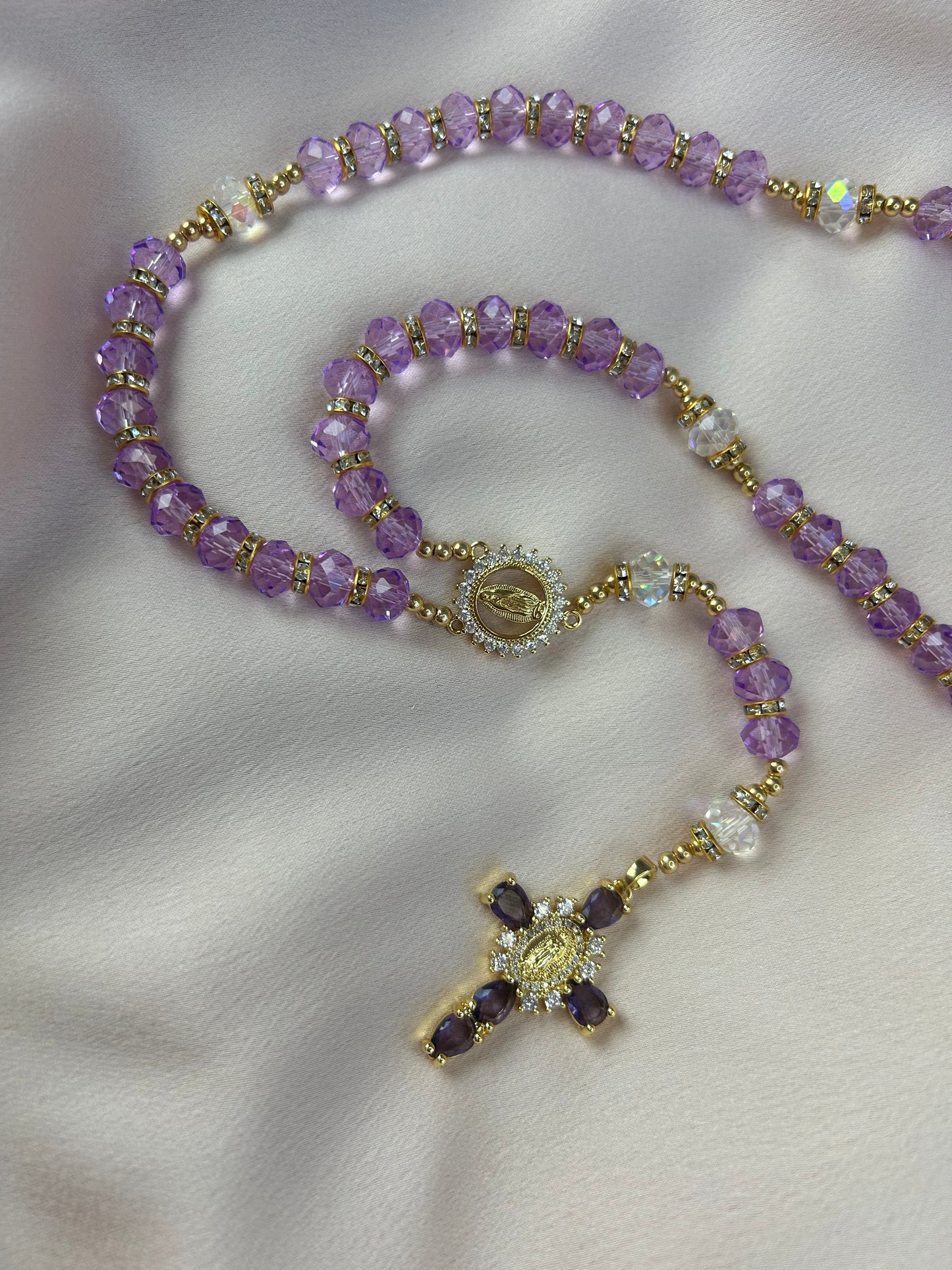 Chapelet doré et violet