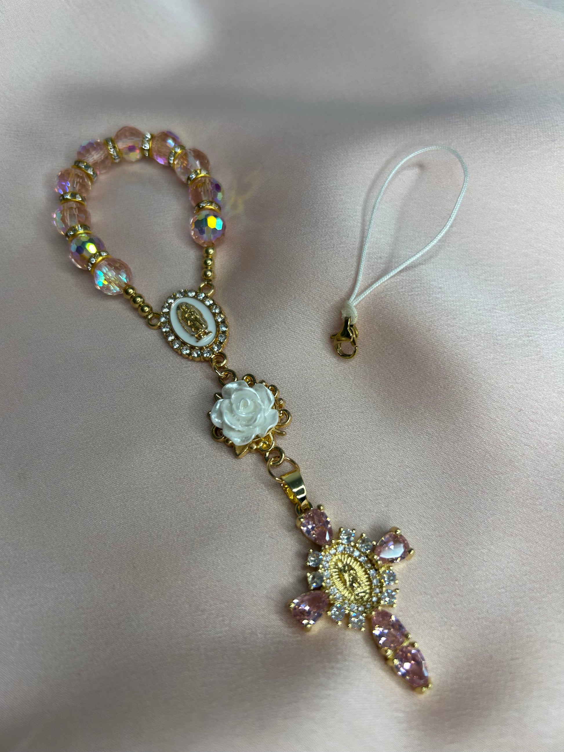 Dizainier rose et doré The Delicate Rosary