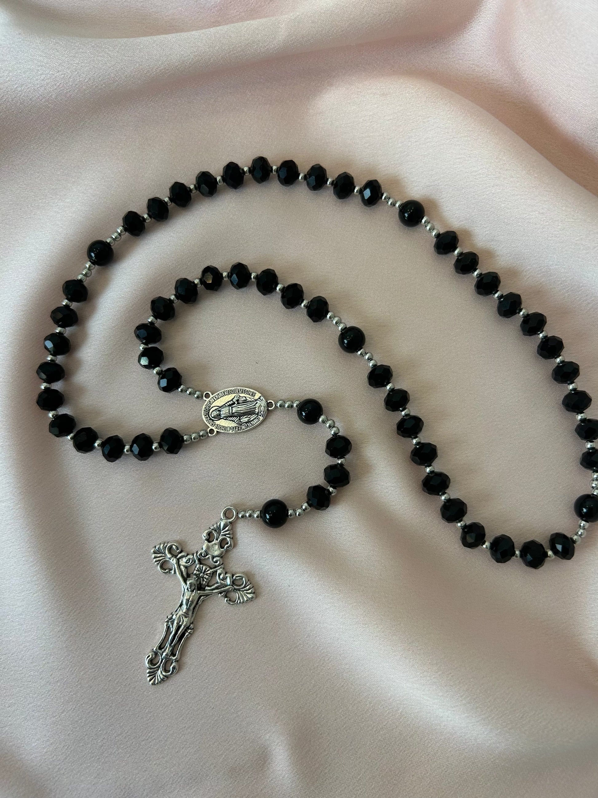 Chapelet homme argenté et noir The Delicate Rosary
