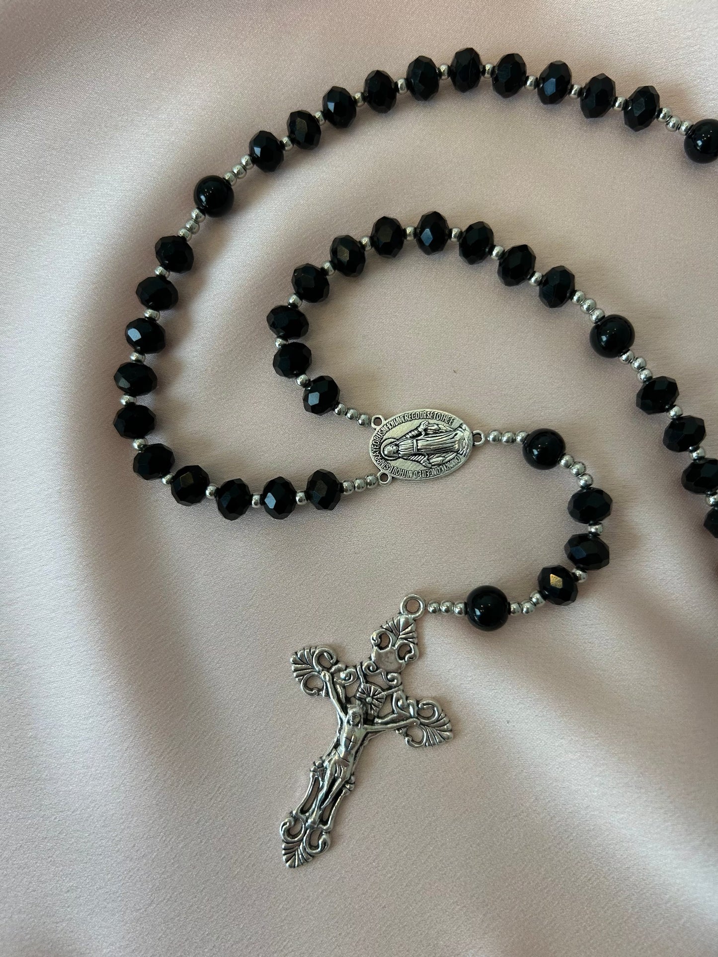 Chapelet homme argenté et noir The Delicate Rosary