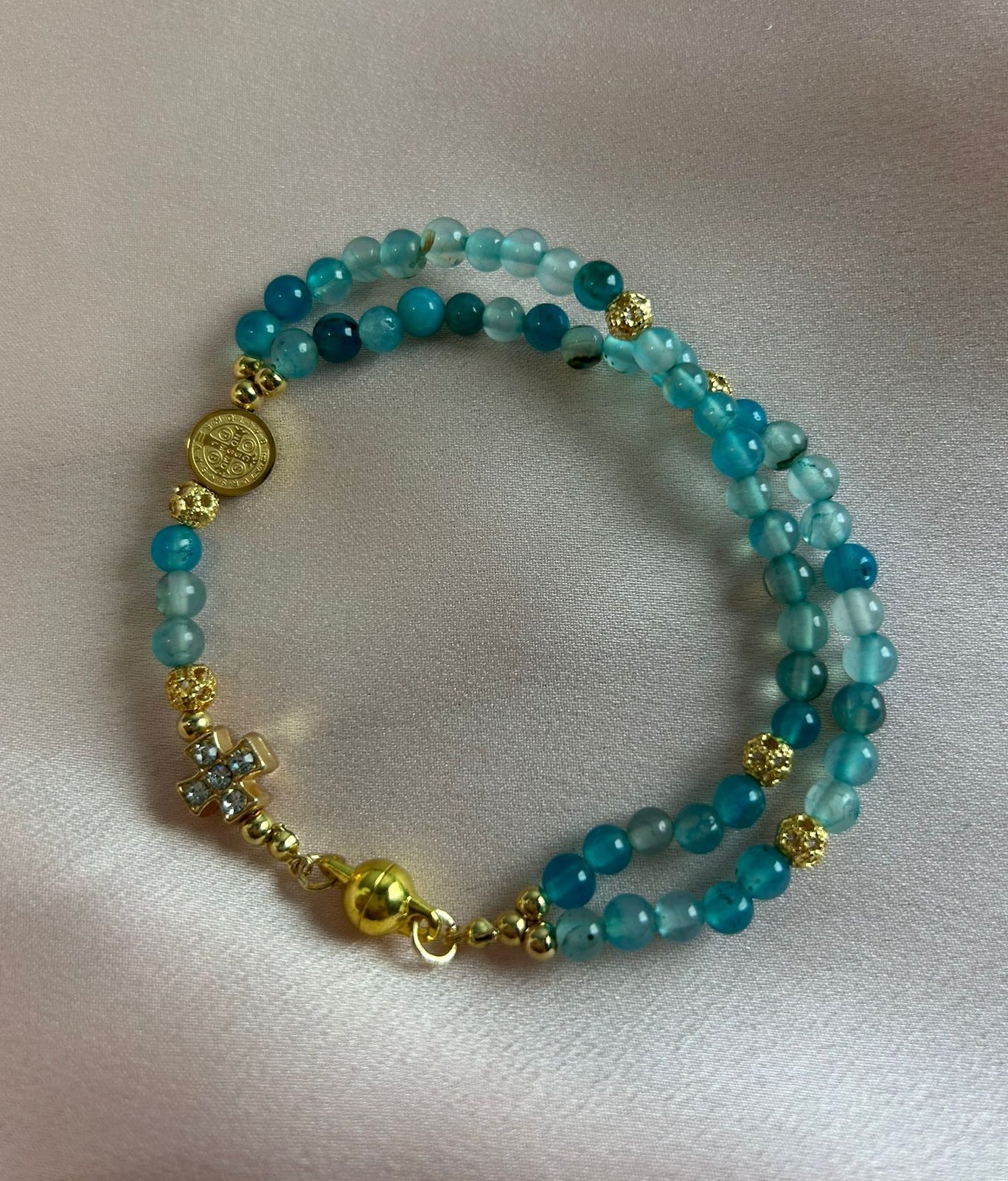 Bracelet-chapelet miniature, agate bleu-vert et doré The Delicate Rosary