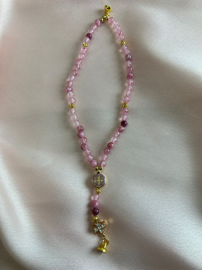 Bracelet-chapelet miniature, agate et quartz rose et doré The Delicate Rosary